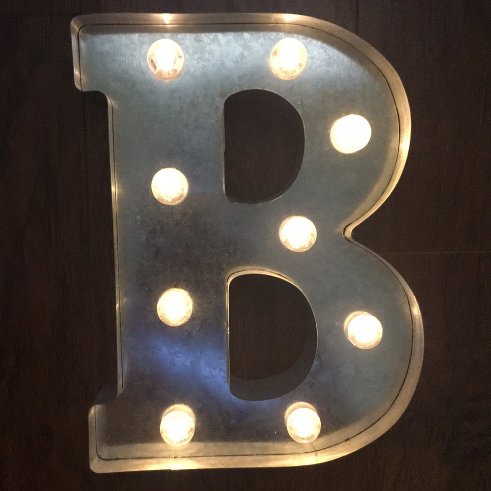 10 inch Light up metal letter “B”